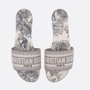 Authentic Dior DWAY SLIDE Gray Toile de Jouy Embroidered Cotton 7.5